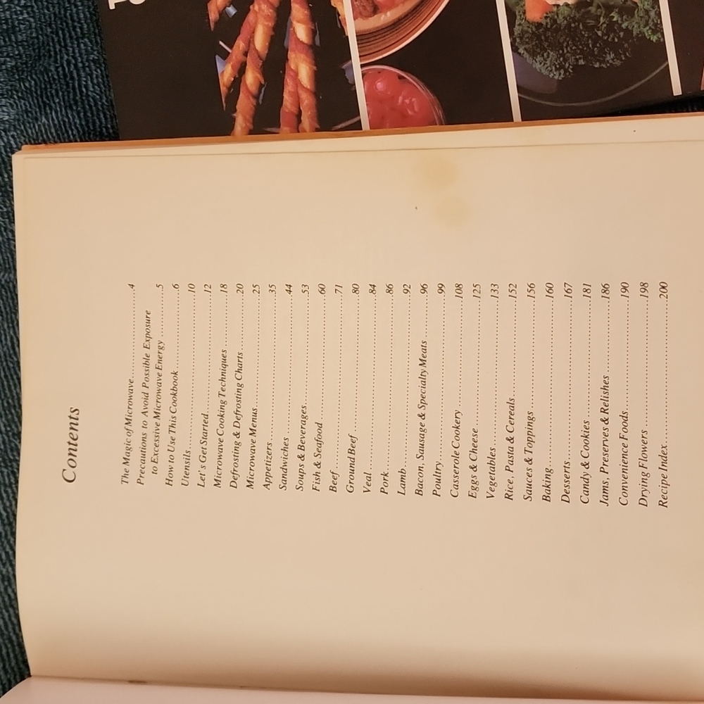 Cookbook Lot - Picture 5 of 7